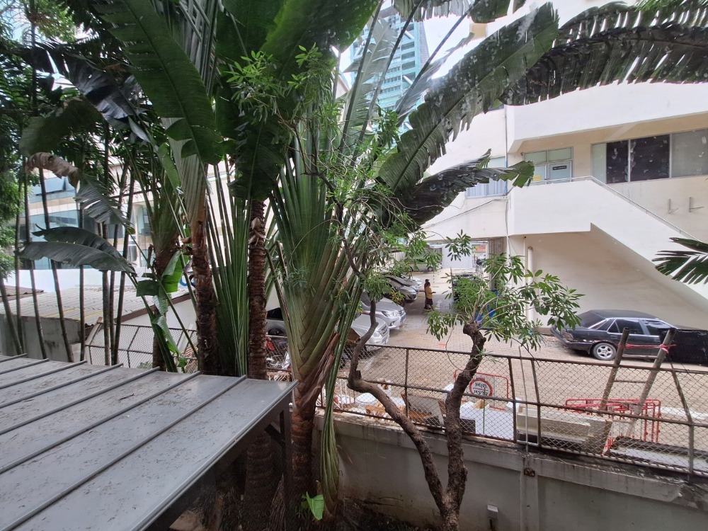 For SaleCondoSathorn, Narathiwat : Condo for sale Collezio Sathorn Pipat, Collezio Sathorn Pipat, 1 bedroom, area 40 sq m., 2nd floor