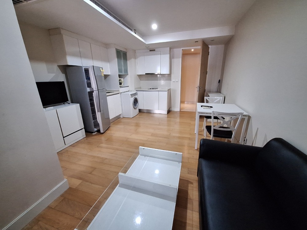 For SaleCondoSathorn, Narathiwat : Condo for sale Collezio Sathorn Pipat, Collezio Sathorn Pipat, 1 bedroom, area 40 sq m., 2nd floor