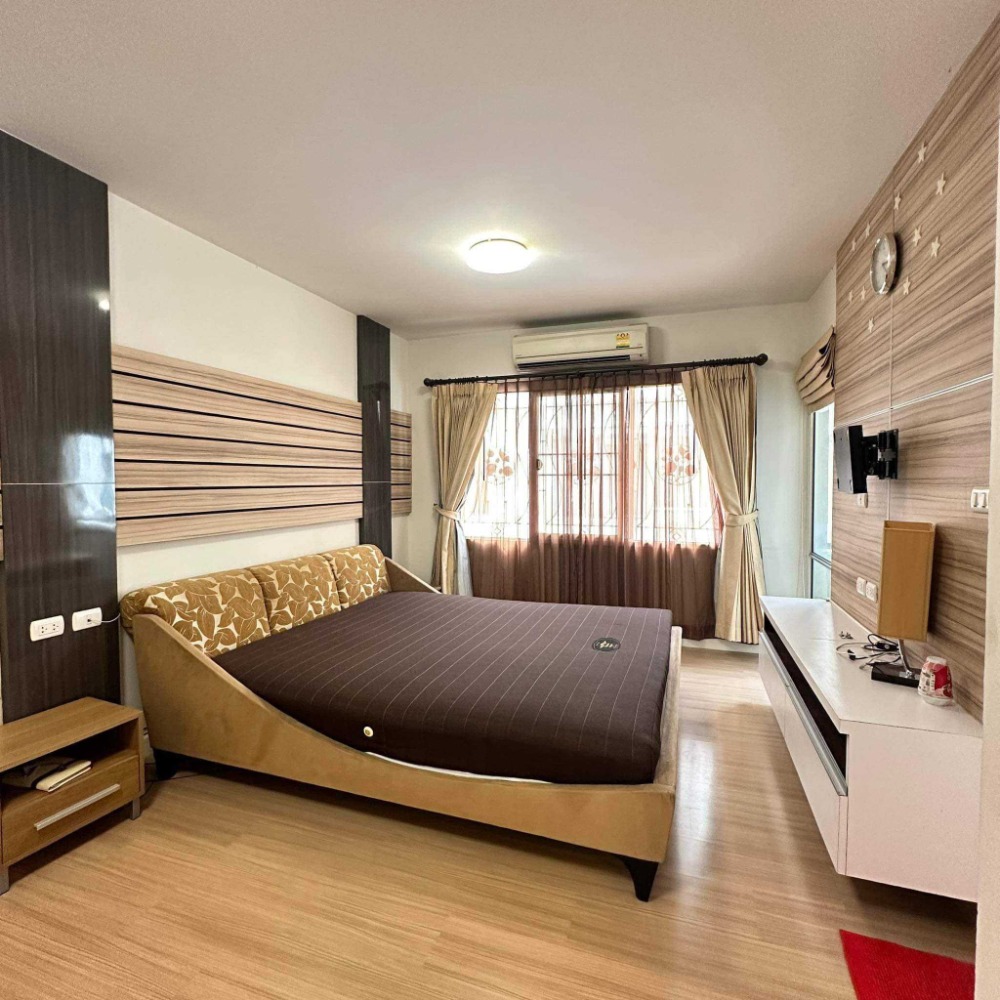 ขายทาวน์โฮมเกษตร นวมินทร์ ลาดปลาเค้า : S-TPVKN101  ขายทาวน์โฮม หมู่บ้านทาวน์พลัส เกษตร-นวมินทร์ ซอย13 ขนาด 20 ตรว. 3ชั้น พื้นที่ใช้สอย 300 ตรม. 3นอน 3น้ำ 5.356 ล้าน 064-959-8900