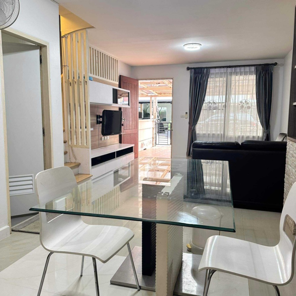 ขายทาวน์โฮมเกษตร นวมินทร์ ลาดปลาเค้า : S-TPVKN101  ขายทาวน์โฮม หมู่บ้านทาวน์พลัส เกษตร-นวมินทร์ ซอย13 ขนาด 20 ตรว. 3ชั้น พื้นที่ใช้สอย 300 ตรม. 3นอน 3น้ำ 5.356 ล้าน 064-959-8900