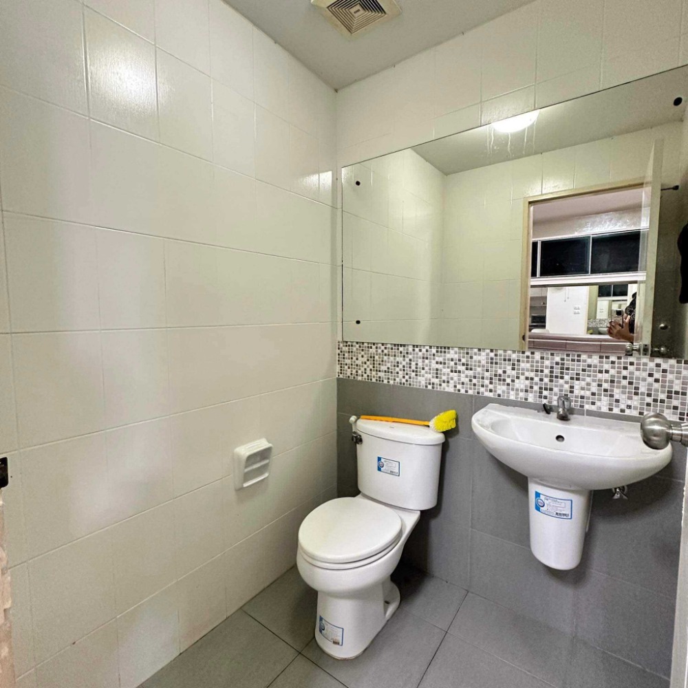 ขายทาวน์โฮมเกษตร นวมินทร์ ลาดปลาเค้า : S-TPVKN101  ขายทาวน์โฮม หมู่บ้านทาวน์พลัส เกษตร-นวมินทร์ ซอย13 ขนาด 20 ตรว. 3ชั้น พื้นที่ใช้สอย 300 ตรม. 3นอน 3น้ำ 5.356 ล้าน 064-959-8900