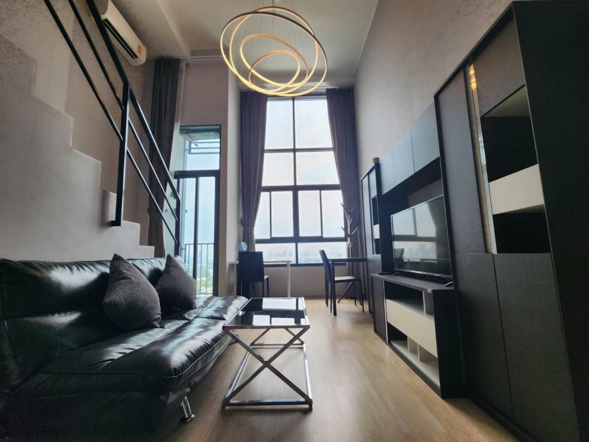 For RentCondoRama9, Petchburi, RCA : Condo for rent, Ideo Rama 9-New Cut [Ideo New Rama 9], Duplex room, beautifully decorated, city view