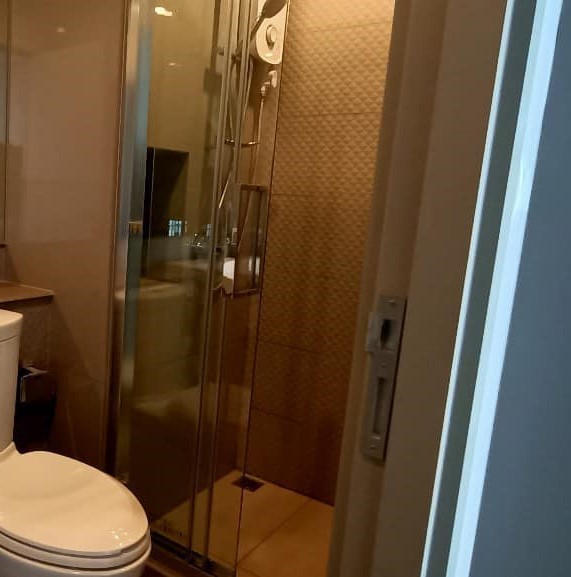 ขายคอนโดท่าพระ ตลาดพลู วุฒากาศ : The Privacy Thaphra Interchange【𝐒𝐄𝐋𝐋】🔥คอนโดโมเดิร์นใจกลางเมือง พร้อมฟังก์ชันการใช้งานที่ครบครัน ใช้ชีวิตทุกวันได้สะดวก 🔥 ติดต่อไลน์ไอดี: @hacondo