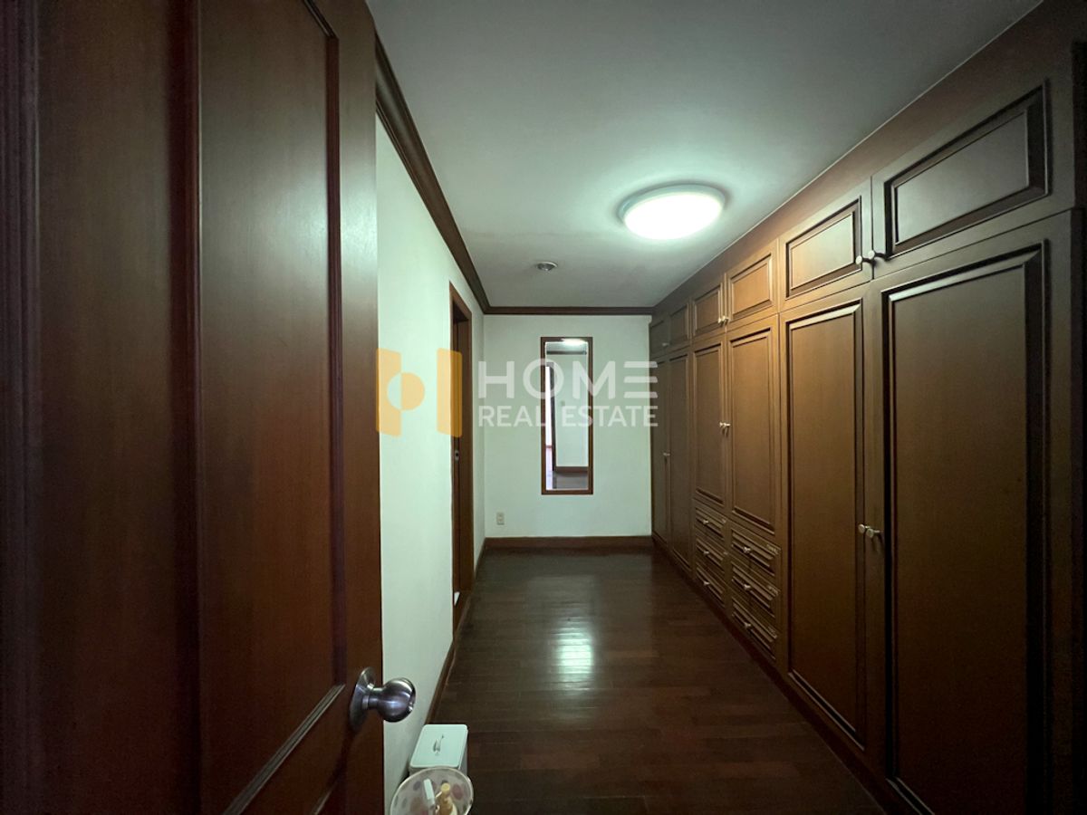 ขายคอนโดสุขุมวิท อโศก ทองหล่อ : ห้องใหญ่ ติด BTS ✨ Acadamia Grand Tower / 2 Bedrooms (FOR SALE), อคาเดเมีย แกรนด์ ทาวเวอร์ / 2 ห้องนอน (ขาย) PINP120