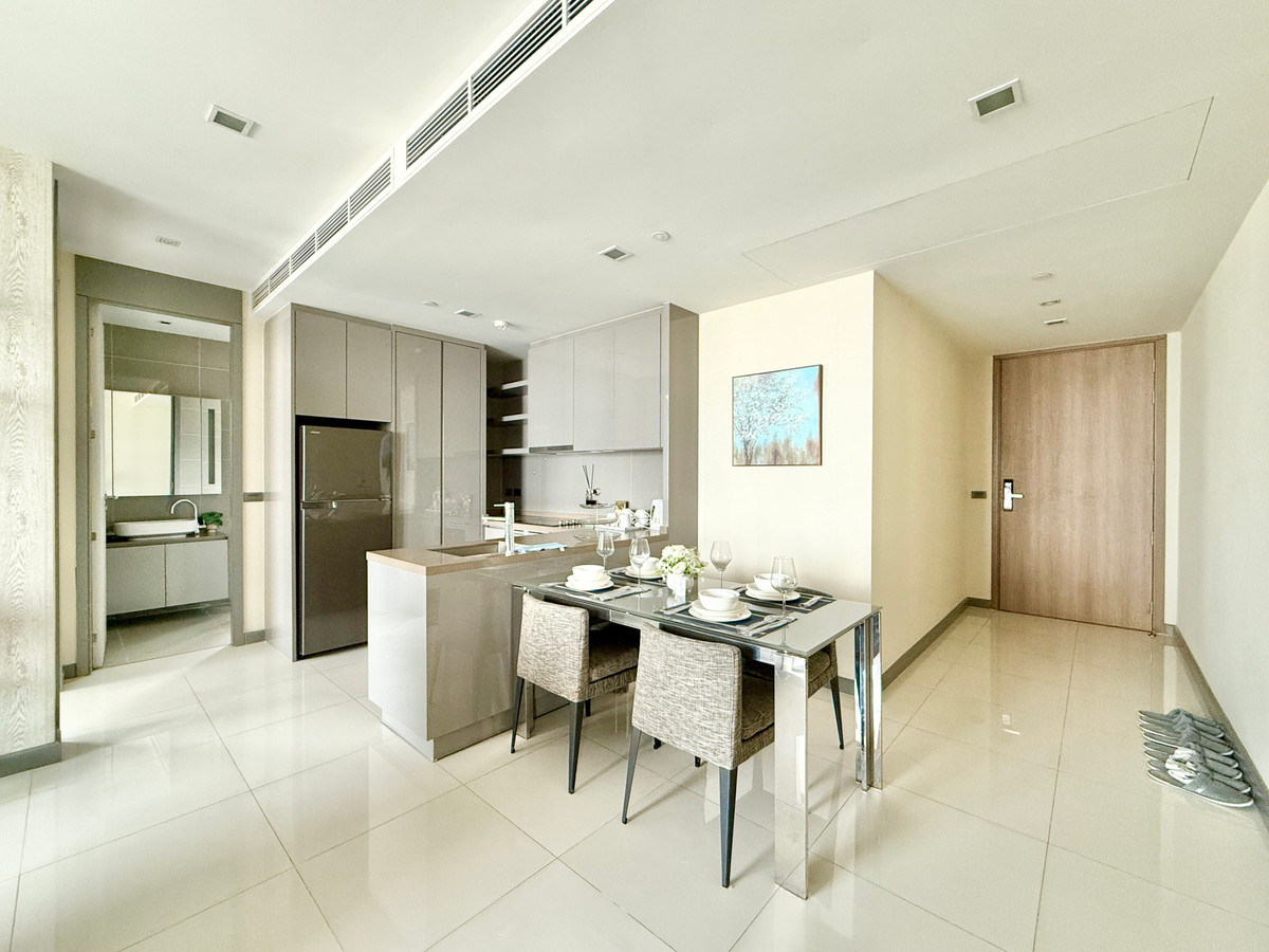 For rent ðķðą M Silom 2 Bedroom 2 bathroom , 86 Sm.q.  55,000 THB Call 0922462653 Donut Loading...