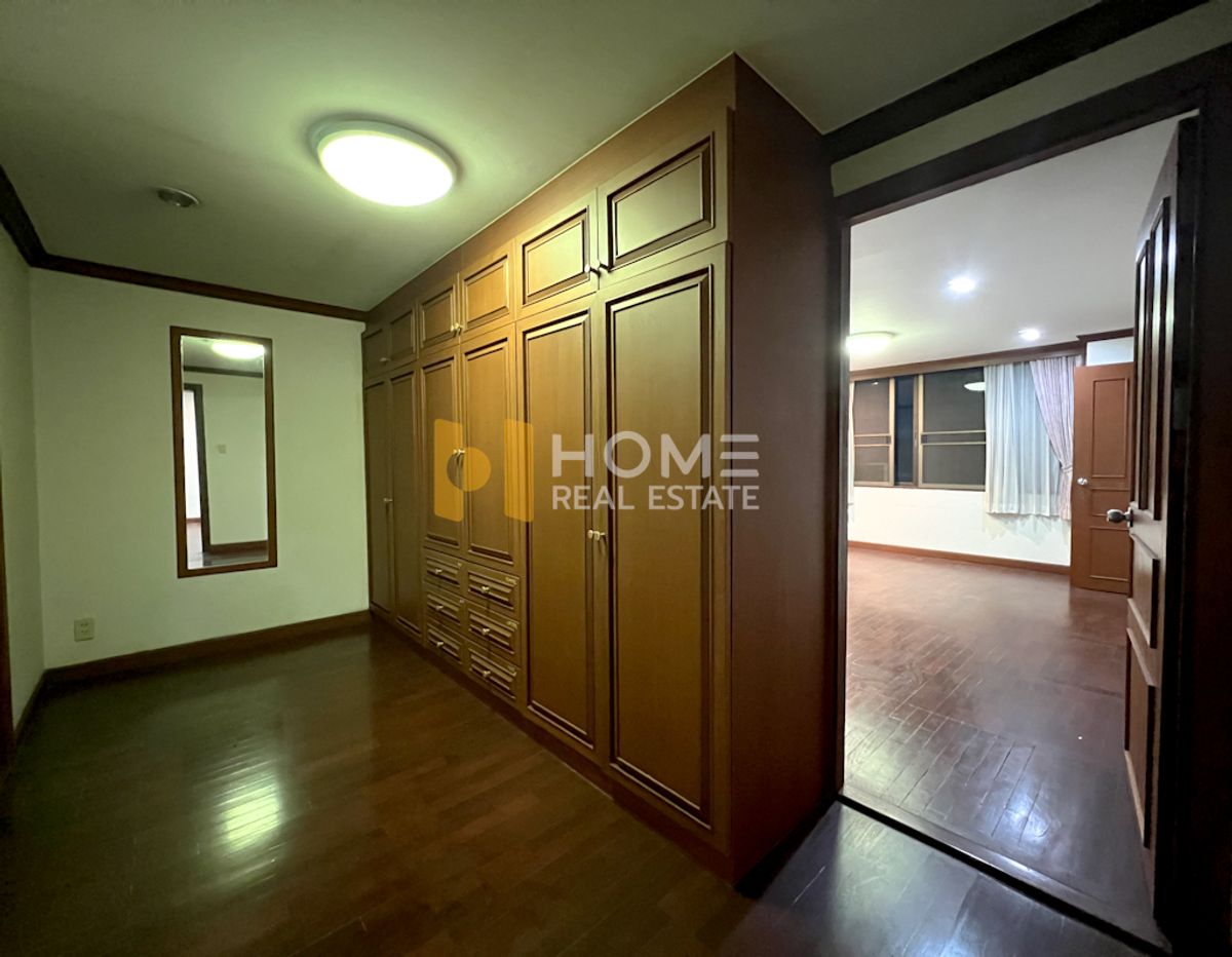 ขายคอนโดสุขุมวิท อโศก ทองหล่อ : ห้องใหญ่ ติด BTS ✨ Acadamia Grand Tower / 2 Bedrooms (FOR SALE), อคาเดเมีย แกรนด์ ทาวเวอร์ / 2 ห้องนอน (ขาย) PINP120