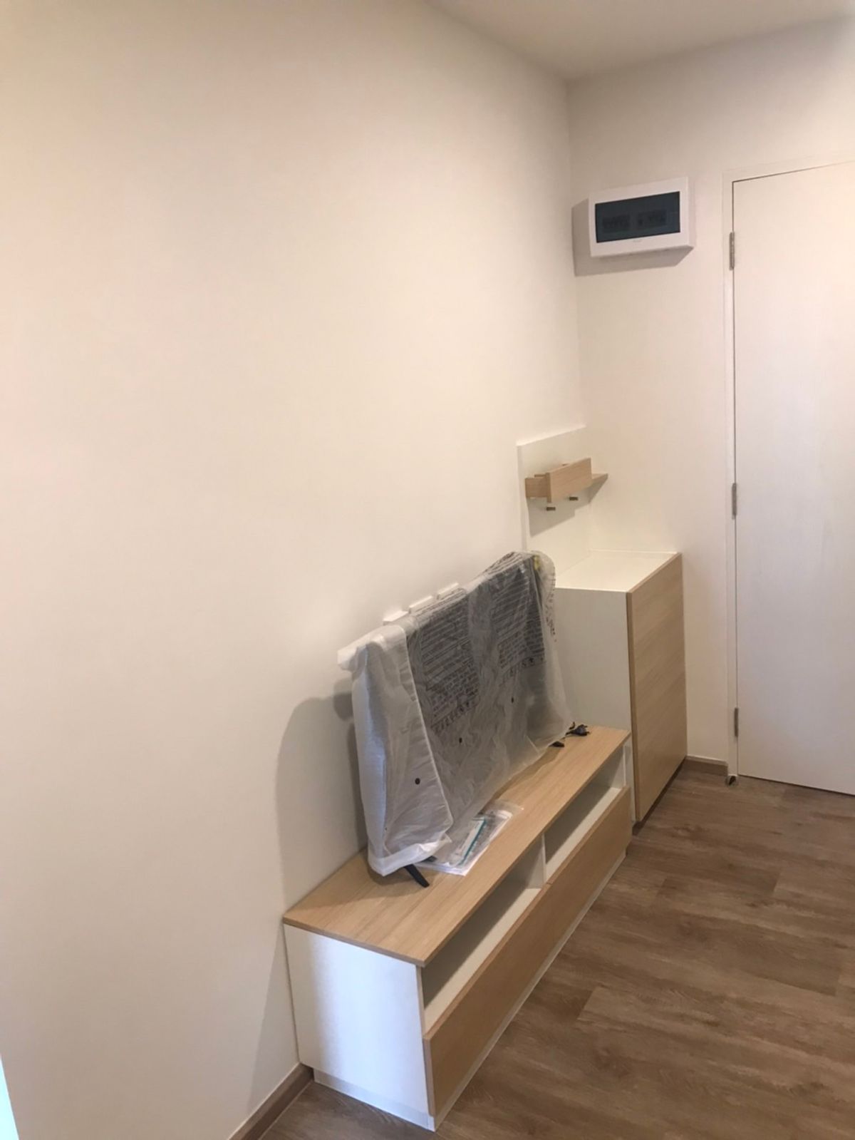 For RentCondoSamut Prakan,Samrong : Condo for rent Sena Kith Sri Dan, new room with complete electrical appliances and furniture