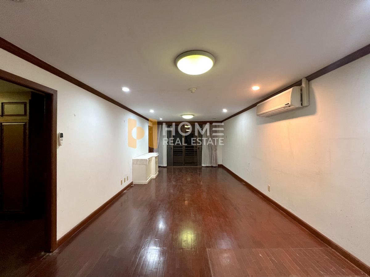 ขายคอนโดสุขุมวิท อโศก ทองหล่อ : ห้องใหญ่ ติด BTS ✨ Acadamia Grand Tower / 2 Bedrooms (FOR SALE), อคาเดเมีย แกรนด์ ทาวเวอร์ / 2 ห้องนอน (ขาย) PINP120