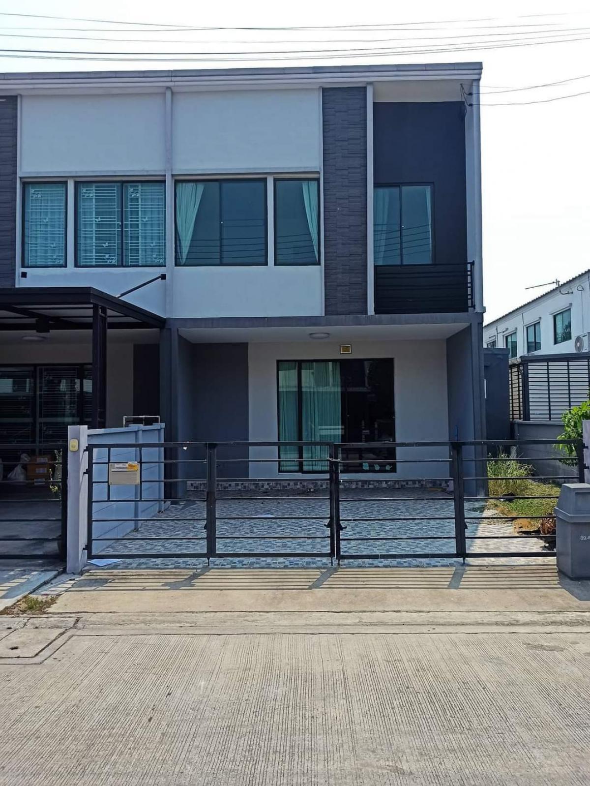 ขายทาวน์โฮมปทุมธานี รังสิต ธรรมศาสตร์ : ขายทาวน์โฮม พลีโน่ พหลโยธิน หลังมุม รังสิต ใกล้ฟิวเจอร์พาร์คเพียง 7 นาที ติดถนนหลัก 0805644936