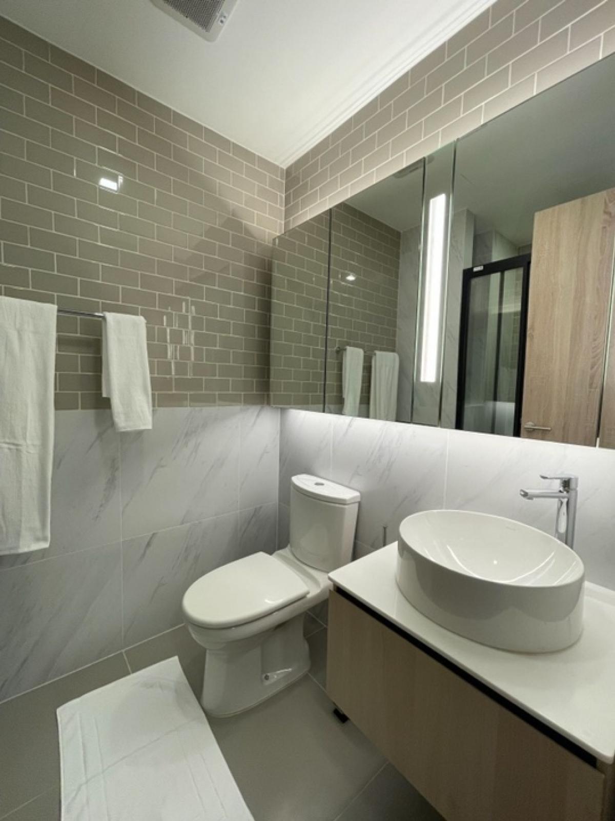 For RentCondoRatchathewi,Phayathai : XT payathai 42sqm 1B/1B