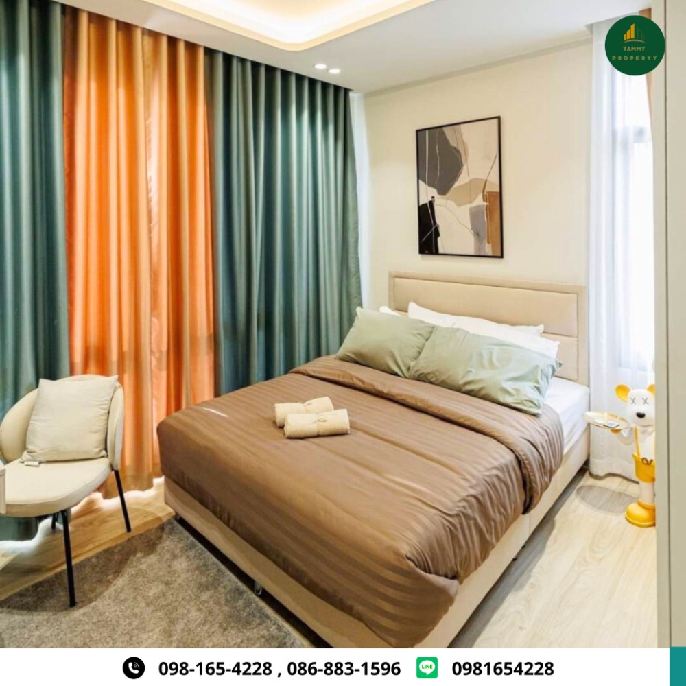 ขายบ้านสมุย สุราษฎร์ธานี : ขายบ้านแฝด 2 ชั้น Modern Luxury Style  โครงการ “ Alisa First – Class “ เดินทางสะดวก ติดถนนสายเอเชีย จุดศูนย์กลางคมนาคมหลัก ใกล้ทั้งสนามบิน และ สถานีรถไฟสุราษฎร์ธานี ลงตัวทั้งความหรูหรา ความอบอุ่น ที่ทันสมัยด้วย Smarthome