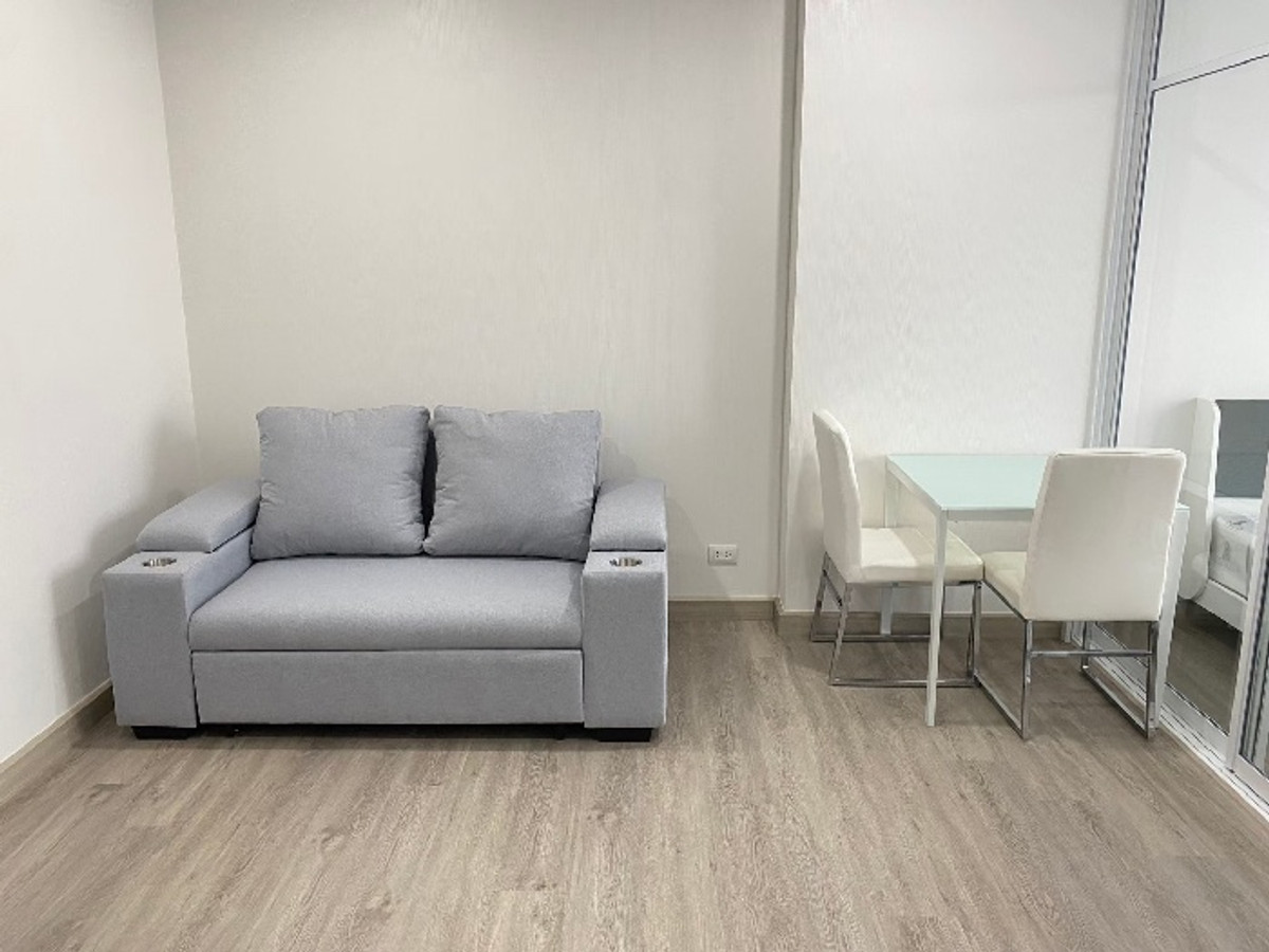 ให้เช่าคอนโดบางแค เพชรเกษม : 💖💖ห้องปล่อยเช่า!! Supalai Loft Phasi Charoen ขนาด 35 ตร.ม. ชั้น 24 ราคา 13,000 บาท / สนใจสอบถามได้นะคะ Line ID : atfirm2010 💖💖