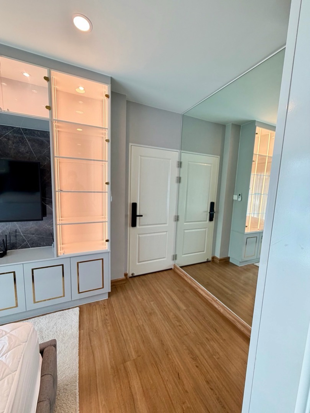 ให้เช่าบ้านปทุมธานี รังสิต ธรรมศาสตร์ : 📍เช่า 𝗖𝗲𝗻𝘁𝗿𝗼 𝗣𝗵𝗮𝗵𝗼𝗹-𝗩𝗶𝗯𝗵𝗮𝘃𝗮𝗱𝗶 𝟮 เซนโทร พหลฯ-วิภาวดี 2