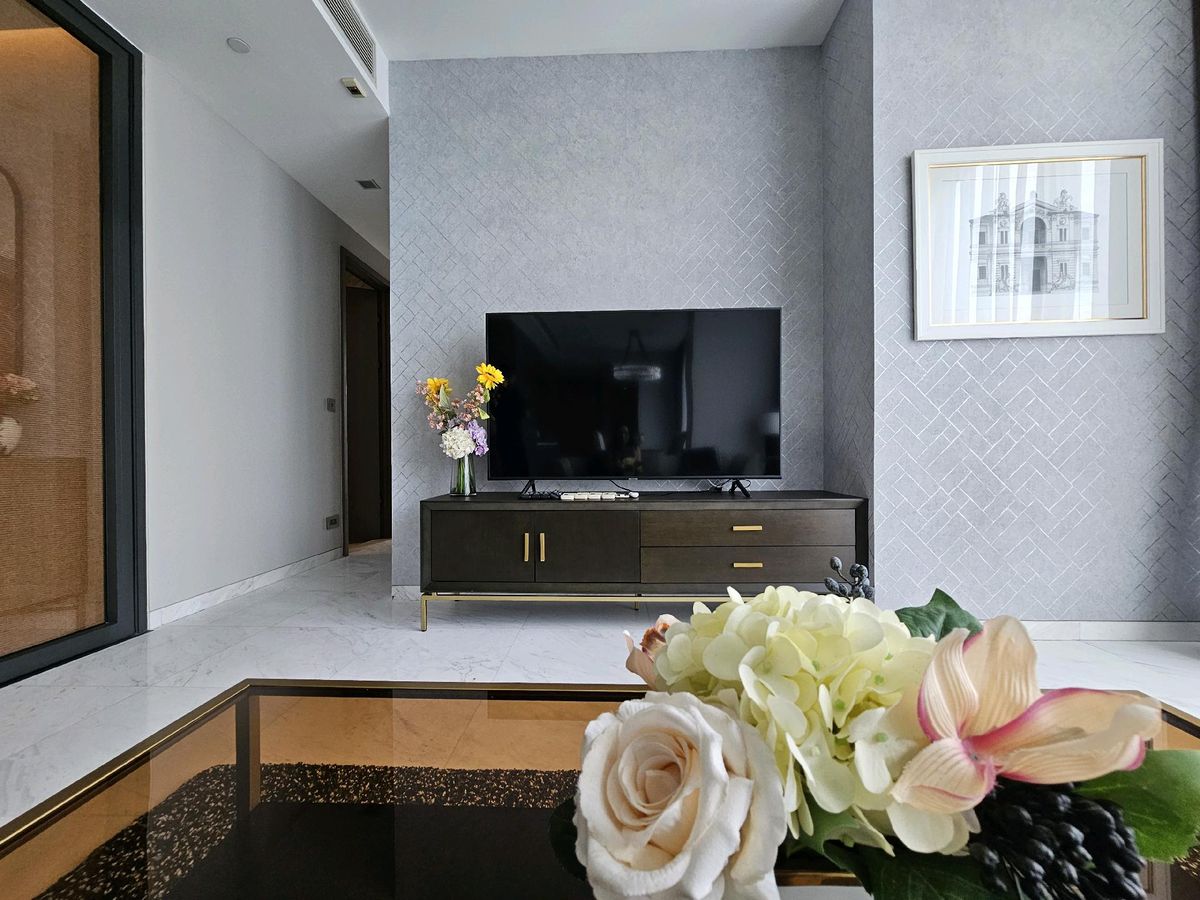 ให้เช่าคอนโดสุขุมวิท อโศก ทองหล่อ : Hot Price The Monument Thonglo 2 bed For Rent