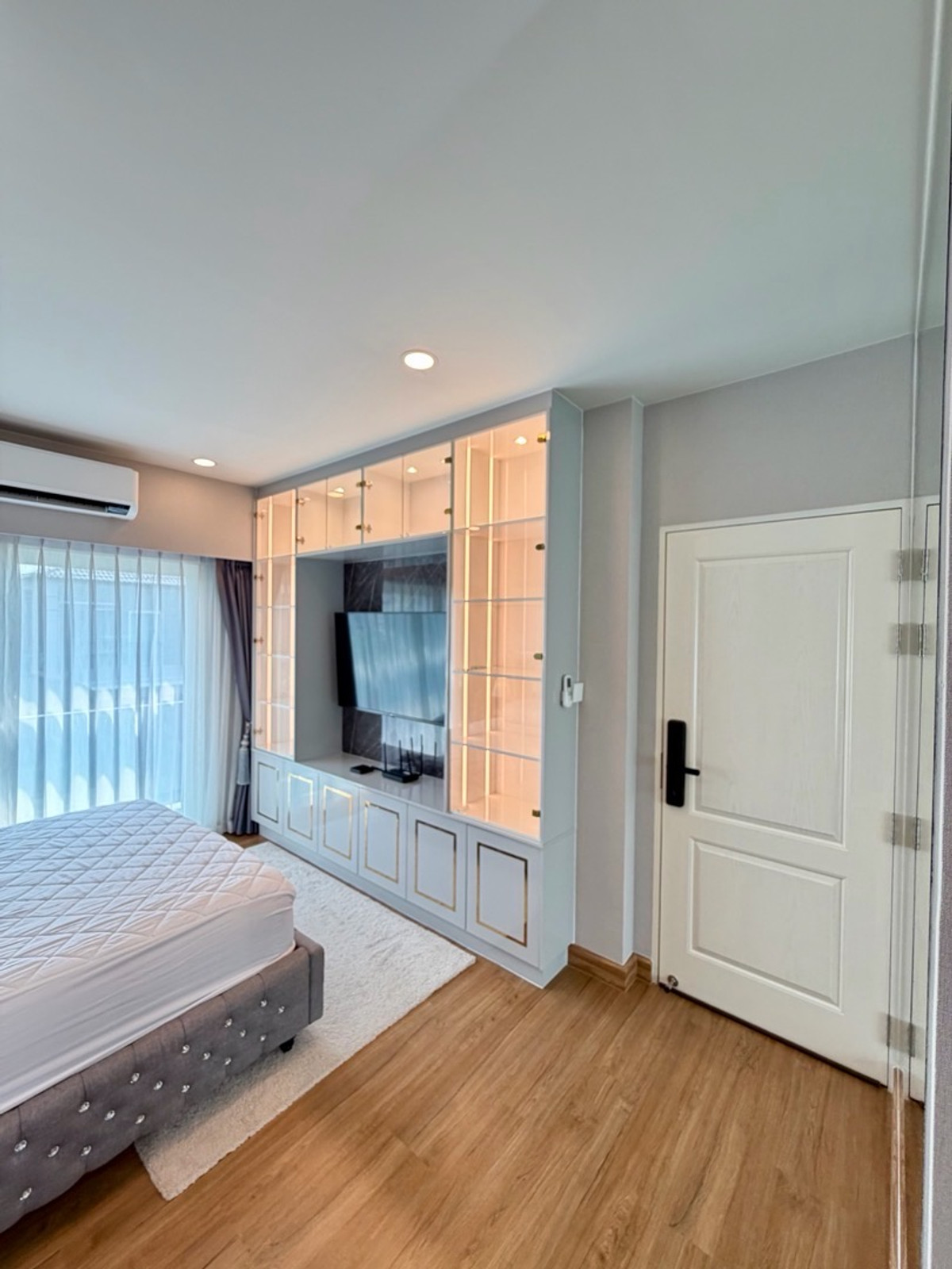 ให้เช่าบ้านปทุมธานี รังสิต ธรรมศาสตร์ : 📍เช่า 𝗖𝗲𝗻𝘁𝗿𝗼 𝗣𝗵𝗮𝗵𝗼𝗹-𝗩𝗶𝗯𝗵𝗮𝘃𝗮𝗱𝗶 𝟮 เซนโทร พหลฯ-วิภาวดี 2