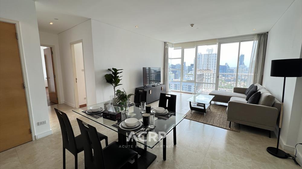 ขายคอนโดสุขุมวิท อโศก ทองหล่อ : For Sale !!  Fullerton Sukhumvit  คอนโด Pet Friendly พร้อมอยู่ ใกล้ BTS เอกมัย