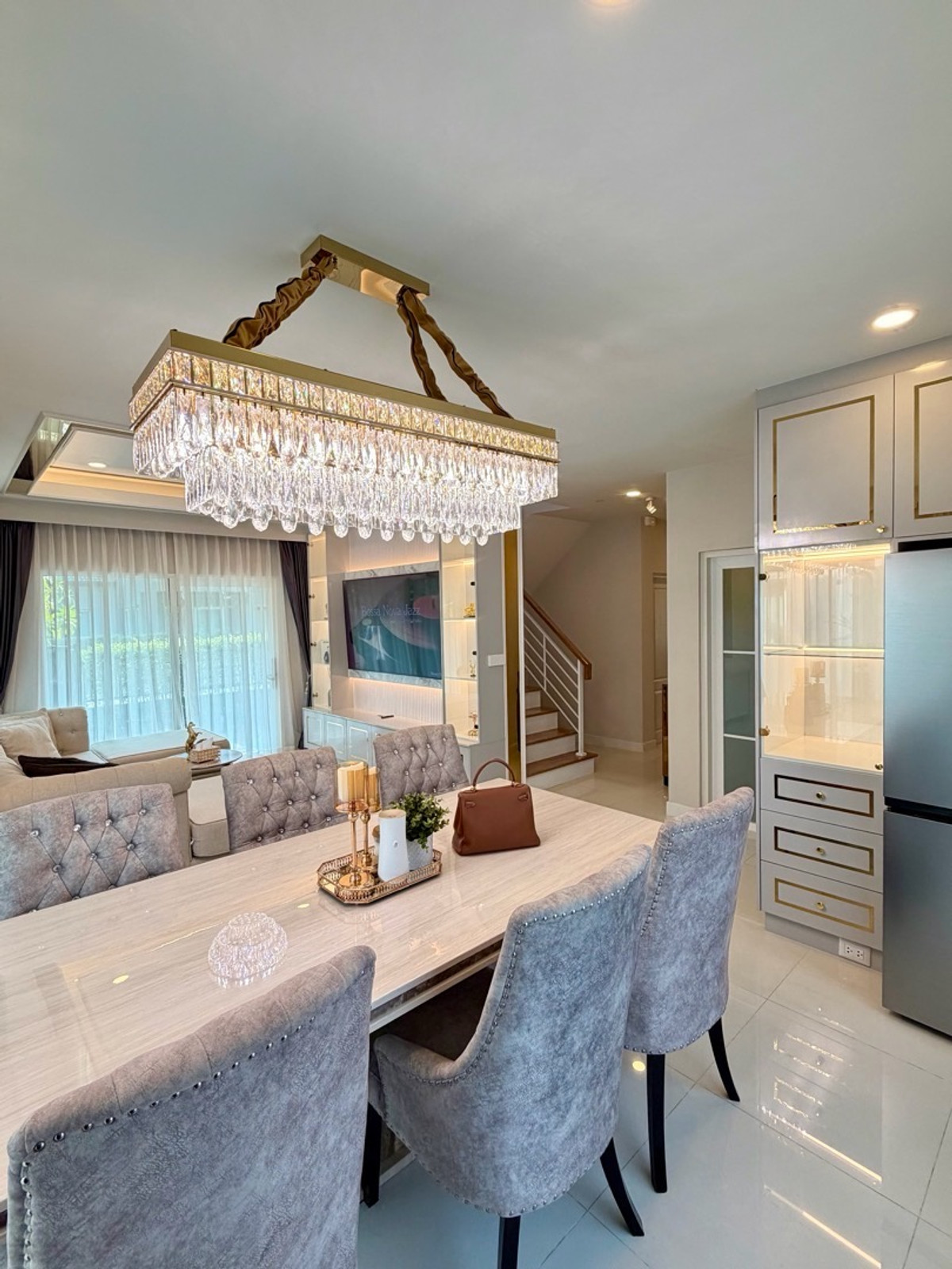 ให้เช่าบ้านปทุมธานี รังสิต ธรรมศาสตร์ : 📍เช่า 𝗖𝗲𝗻𝘁𝗿𝗼 𝗣𝗵𝗮𝗵𝗼𝗹-𝗩𝗶𝗯𝗵𝗮𝘃𝗮𝗱𝗶 𝟮 เซนโทร พหลฯ-วิภาวดี 2