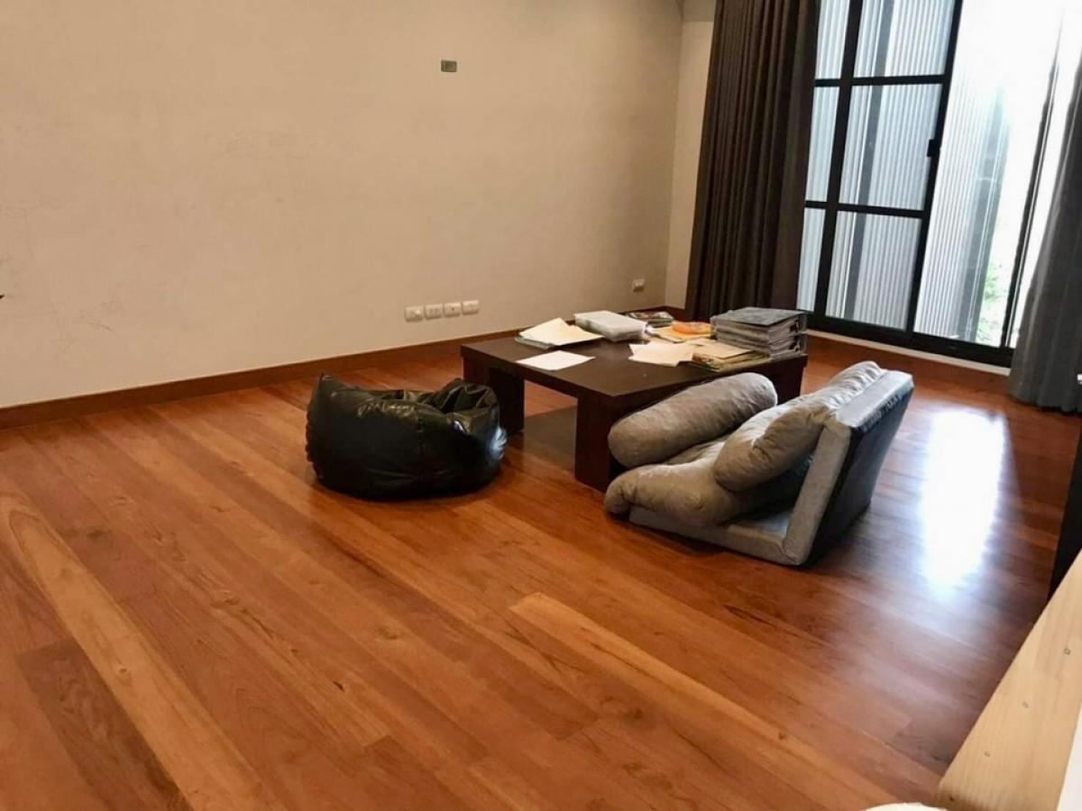 ให้เช่าบ้านบางนา แบริ่ง ลาซาล : 📢👇Evergreen Ville Bangna KM.5, near the expressway, Central Bangna, near many international schools such as ICS International school , Bangkok Patana, TSIS, Raffles, and Berkeley. Close to BTS