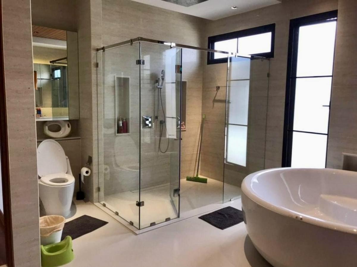 ให้เช่าบ้านบางนา แบริ่ง ลาซาล : 📢👇Evergreen Ville Bangna KM.5, near the expressway, Central Bangna, near many international schools such as ICS International school , Bangkok Patana, TSIS, Raffles, and Berkeley. Close to BTS