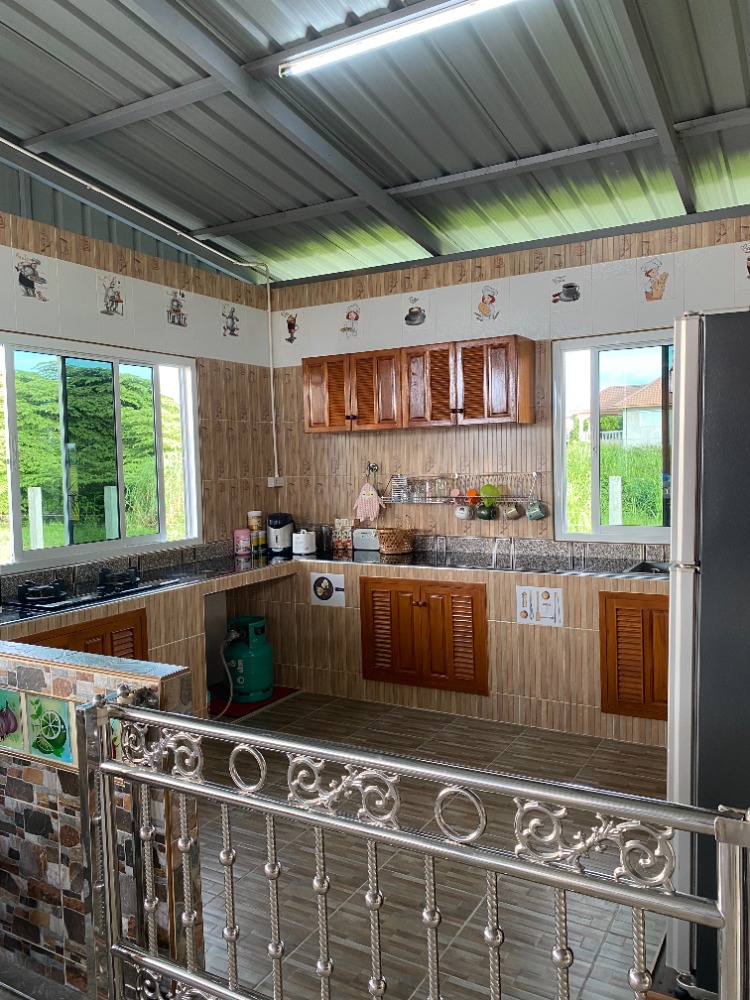 ขายที่ดินสุโขทัย : ขายด่วน บ้านสวยที่ดินทำเลดีติดถนน น้ำไม่ท่วน เนื้อที่ 4 ไร่ 41.5 ตารางวา จ.สุโขทัย