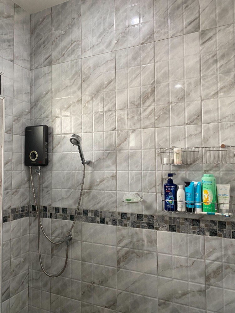 ขายที่ดินสุโขทัย : ขายด่วน บ้านสวยที่ดินทำเลดีติดถนน น้ำไม่ท่วน เนื้อที่ 4 ไร่ 41.5 ตารางวา จ.สุโขทัย