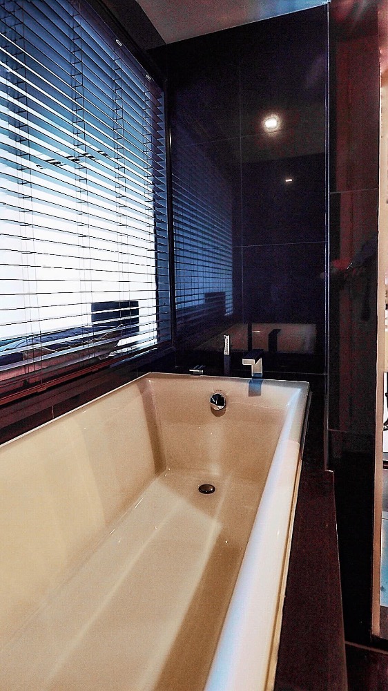 For RentCondoOnnut, Udomsuk : 📌For RENT | Rhythm Sukhumvit36-38- 1BR (50sqm) 38,000 THB