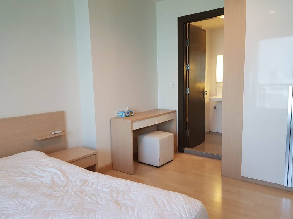 For RentCondoRatchadapisek, Huaikwang, Suttisan : 💥ST-1589💥Rhythm Ratchada  👉Line : @mastercondo