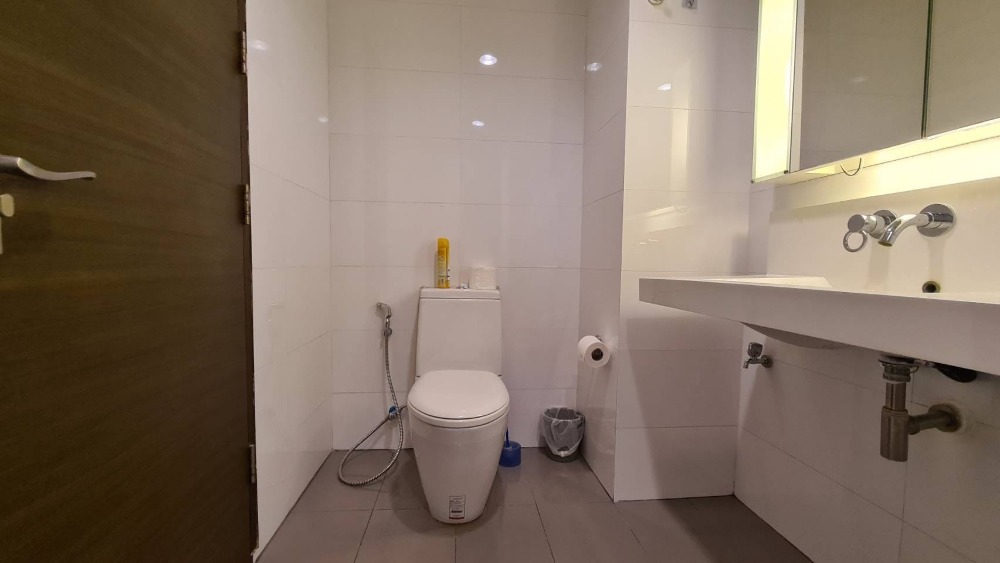 For RentCondoRatchadapisek, Huaikwang, Suttisan : 💥ST-1589💥Rhythm Ratchada  👉Line : @mastercondo