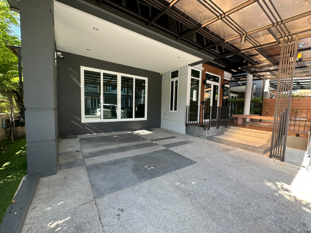 ขายบ้านลาดพร้าว เซ็นทรัลลาดพร้าว : เดอะ แกลเลอรี่ เฮ้าส์ แพทเทิร์น / 3 ห้องนอน (ขาย), The Gallery House Pattern / 3 Bedrooms (FOR SALE) TPM135