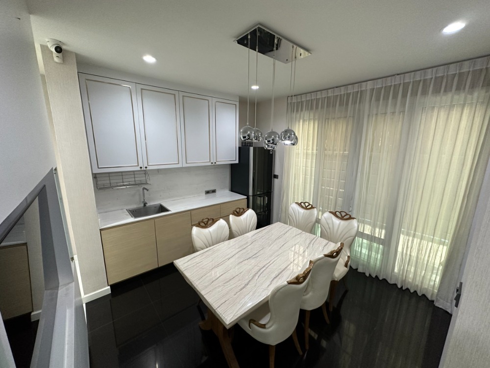 ขายบ้านลาดพร้าว เซ็นทรัลลาดพร้าว : เดอะ แกลเลอรี่ เฮ้าส์ แพทเทิร์น / 3 ห้องนอน (ขาย), The Gallery House Pattern / 3 Bedrooms (FOR SALE) TPM135