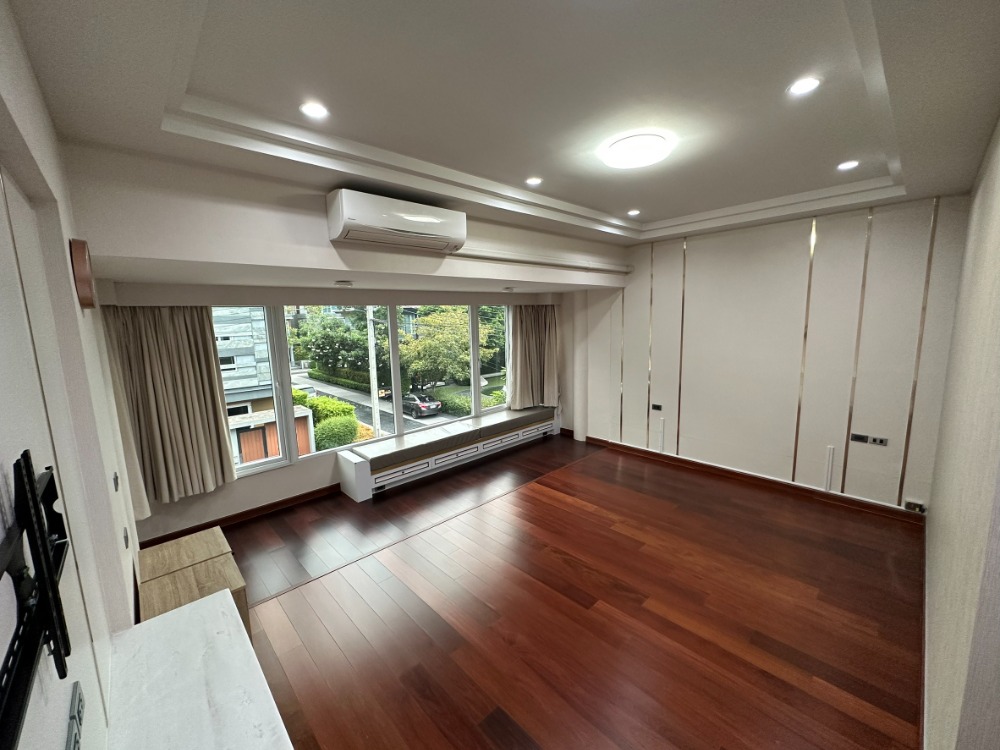 ขายบ้านลาดพร้าว เซ็นทรัลลาดพร้าว : เดอะ แกลเลอรี่ เฮ้าส์ แพทเทิร์น / 3 ห้องนอน (ขาย), The Gallery House Pattern / 3 Bedrooms (FOR SALE) TPM135