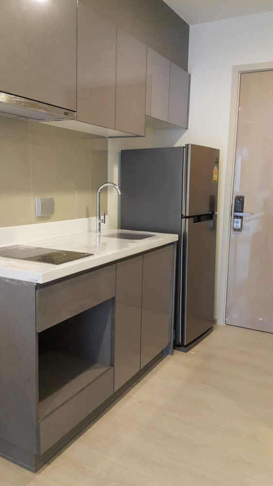 ให้เช่าคอนโดพระราม 9 เพชรบุรีตัดใหม่ RCA : 💥DL-5473💥ว่าง ให้ เช่า  ริทึ่ม อโศก 2 👉แอดไลน์ @mastercondo