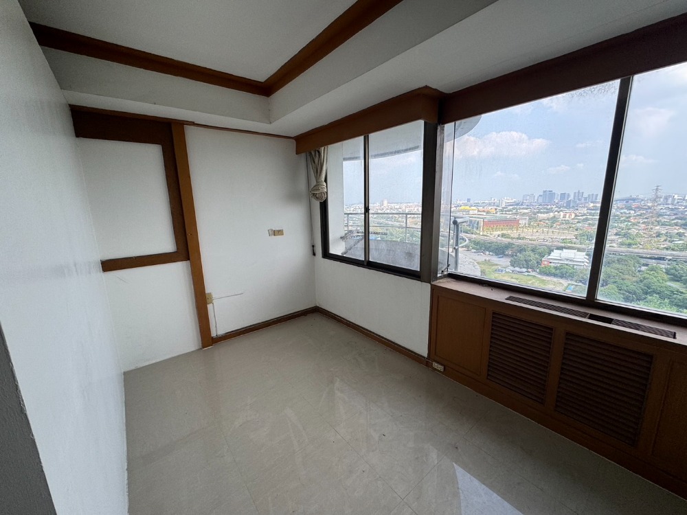 For SaleCondoRama9, Petchburi, RCA : (Code S4511) For sale Royal Nine Residence Royal Nine Residence