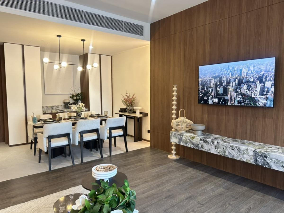 For SaleCondoSilom, Saladaeng, Bangrak : NEW‼️mock up 2 BED PLUS | Romm Convent | CALL : 0953569894