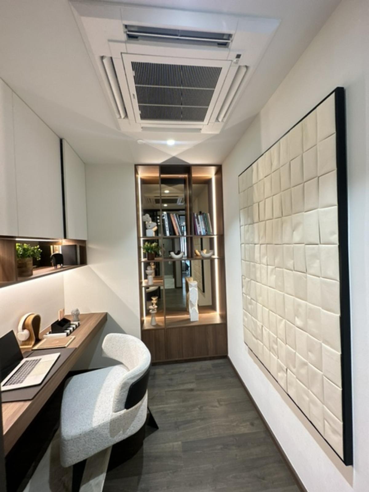 For SaleCondoSilom, Saladaeng, Bangrak : NEW‼️mock up 2 BED PLUS | Romm Convent | CALL : 0953569894