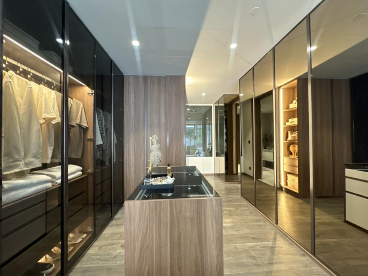 For SaleCondoSilom, Saladaeng, Bangrak : NEW‼️mock up 2 BED PLUS | Romm Convent | CALL : 0953569894