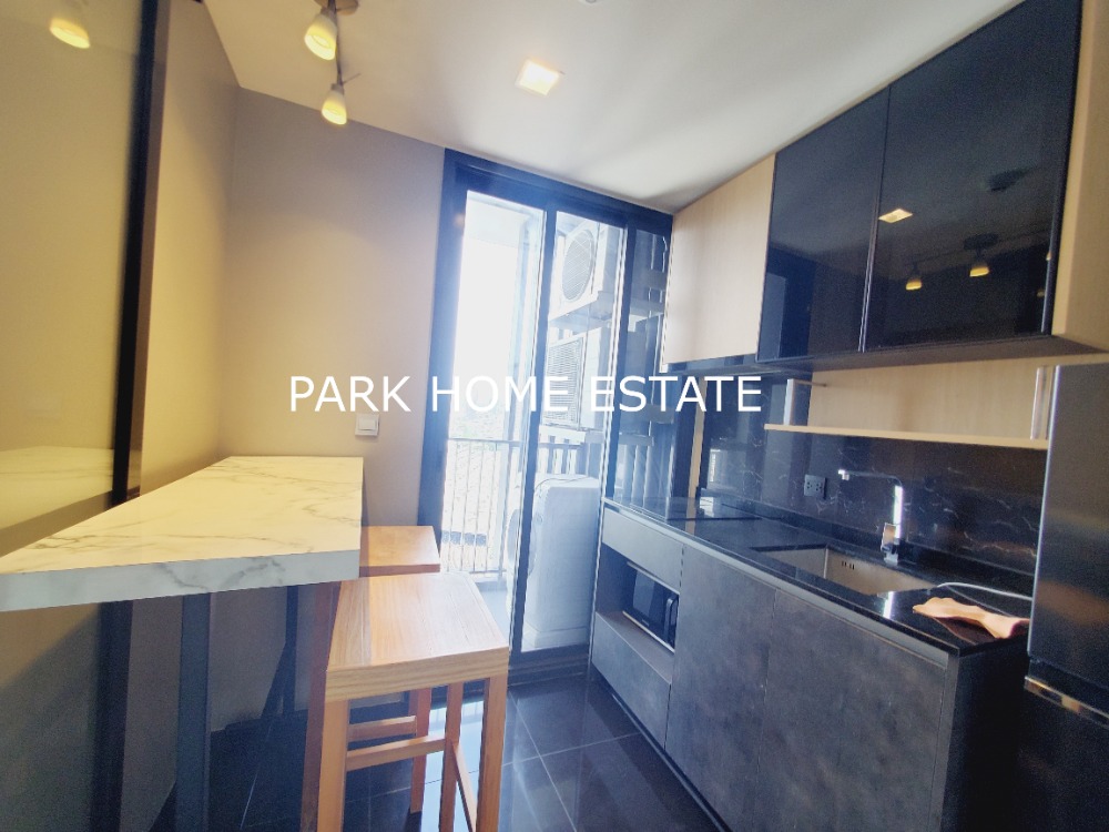 For RentCondoSapankwai,Jatujak : Only 17,000 baht/month for rent The Line Chatuchak - Mochit, room size 27 sq m., beautifully decorated room, good price✨ 083-601-0968 Line : @pukkhome