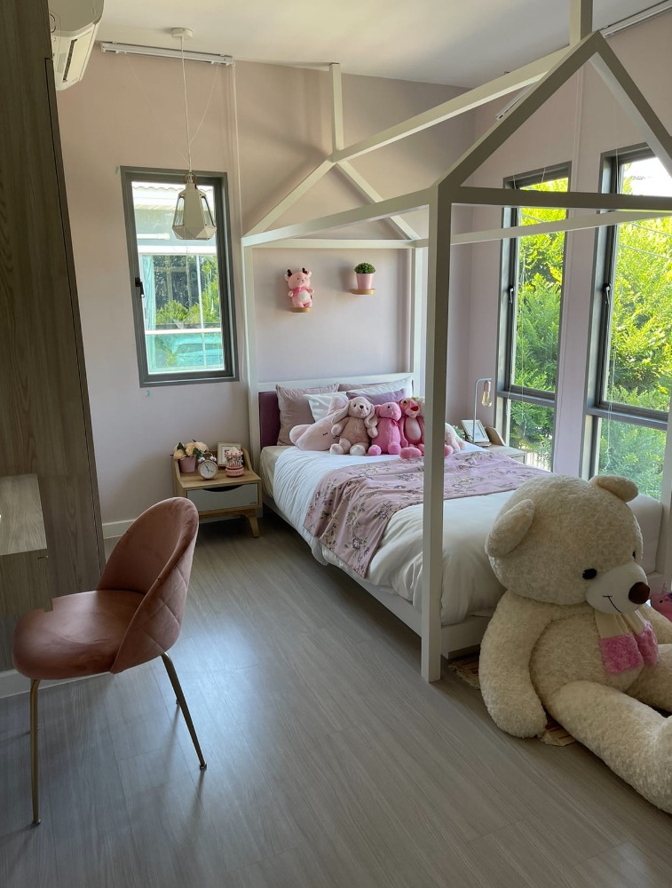 For RentHousePattanakan, Srinakarin : For Rent: 2-Story Detached House in Perfect Place 2, Property Perfect, New Krungthep Kreetha Road, Khlong Song Ton Nun, Lat Krabang, Bangkok 10520  Land Area: 90 sq.wah Usable Area: 252 sq.m. 4 Bedrooms, 3 Bathrooms