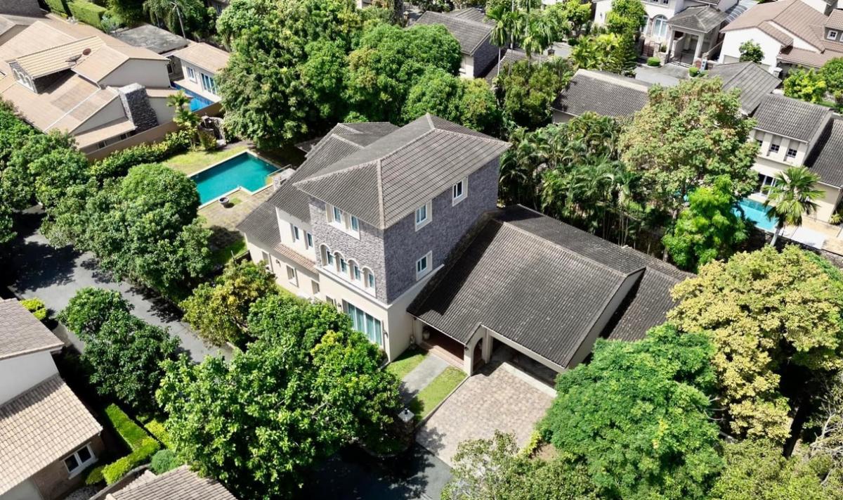 ขายบ้านพัทยา บางแสน ชลบุรี สัตหีบ : ขายบ้านโครงการ Silk Road พัทยา ชัยพฤกษ์ 2 ขนาด 1220 Sq.m  4 bed 4 bath เพียง 35,900,000 ติดต่อ 086-795-9997 จิมมี่