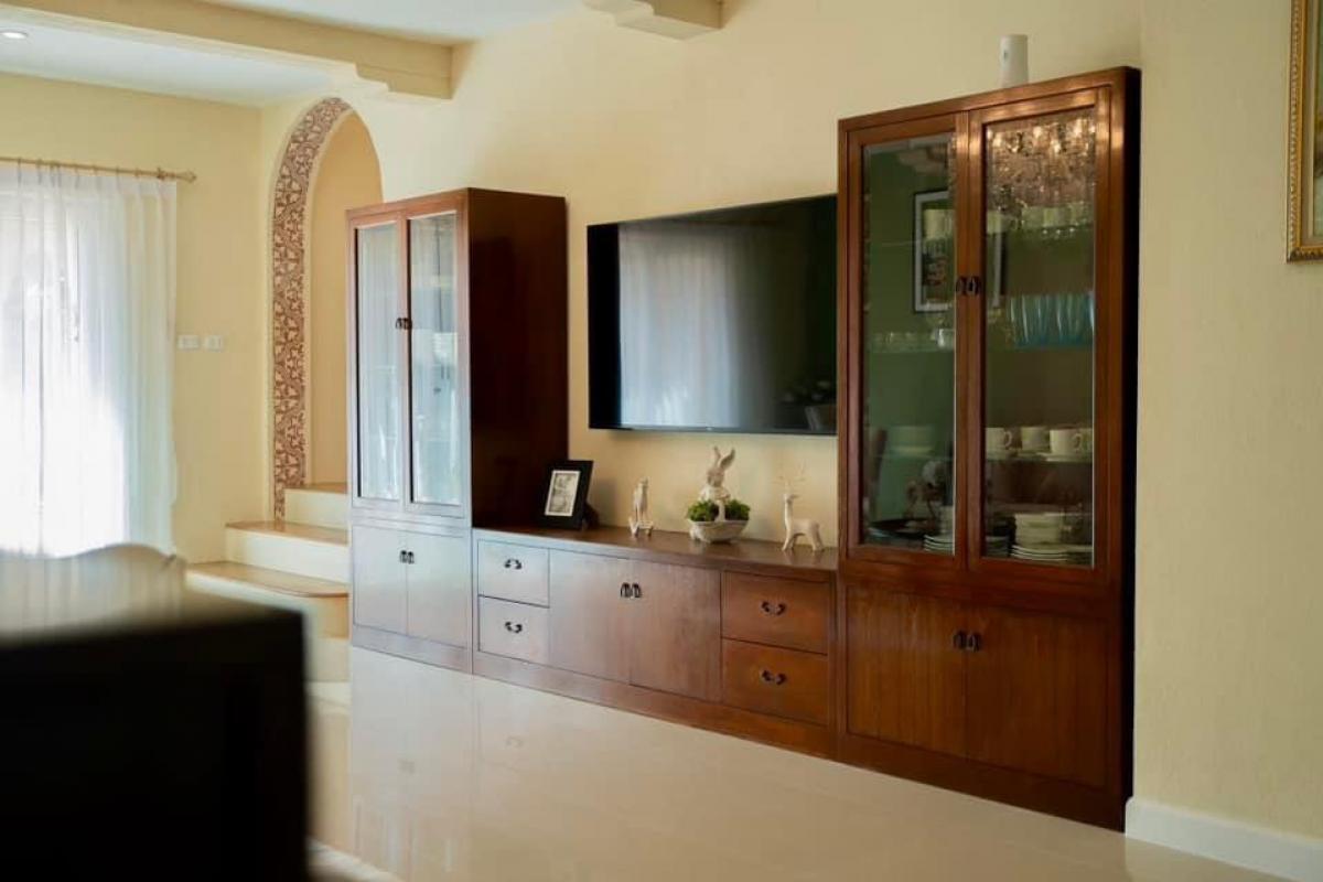 ขายบ้านพัทยา บางแสน ชลบุรี สัตหีบ : ขายบ้านโครงการ Silk Road พัทยา ชัยพฤกษ์ 2 ขนาด 1220 Sq.m  4 bed 4 bath เพียง 35,900,000 ติดต่อ 086-795-9997 จิมมี่