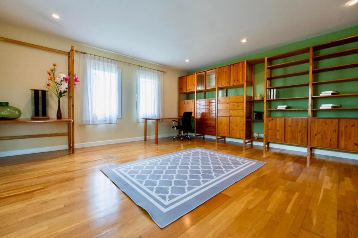 ขายบ้านพัทยา บางแสน ชลบุรี สัตหีบ : ขายบ้านโครงการ Silk Road พัทยา ชัยพฤกษ์ 2 ขนาด 1220 Sq.m  4 bed 4 bath เพียง 35,900,000 ติดต่อ 086-795-9997 จิมมี่