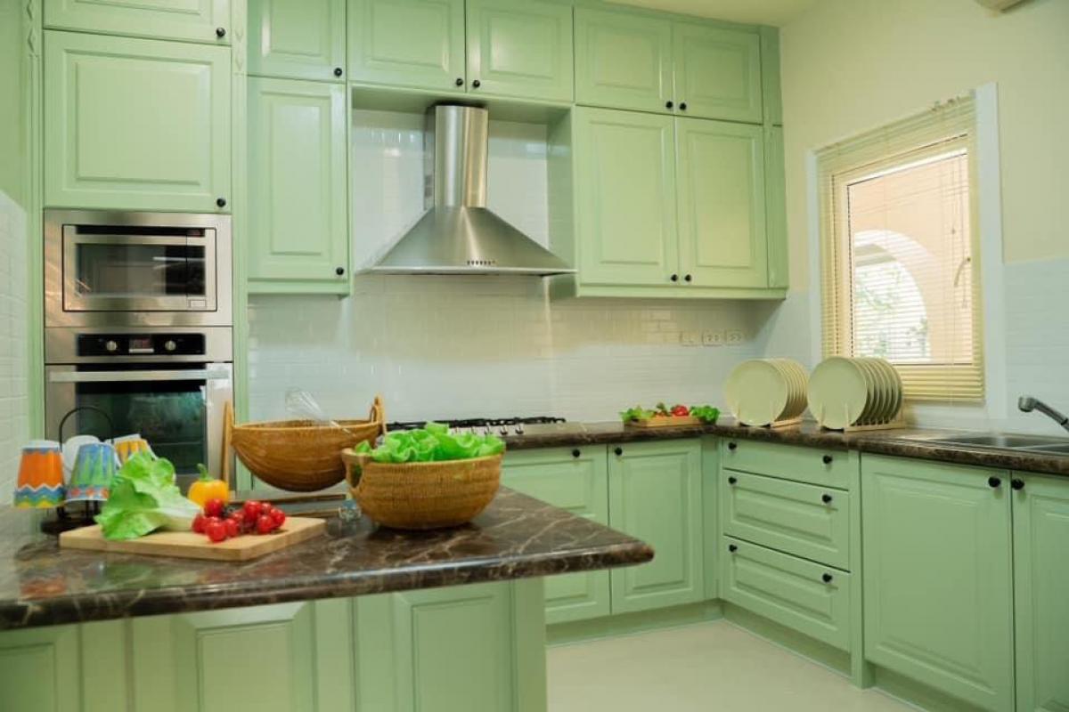 ขายบ้านพัทยา บางแสน ชลบุรี สัตหีบ : ขายบ้านโครงการ Silk Road พัทยา ชัยพฤกษ์ 2 ขนาด 1220 Sq.m  4 bed 4 bath เพียง 35,900,000 ติดต่อ 086-795-9997 จิมมี่