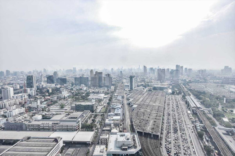 ให้เช่าคอนโดสะพานควาย จตุจักร : เพียง 15,000 บาท/เดือน  THE LINE JATUJAK- MOCHIT  📞 083-601-0968 Line : @pukkhome