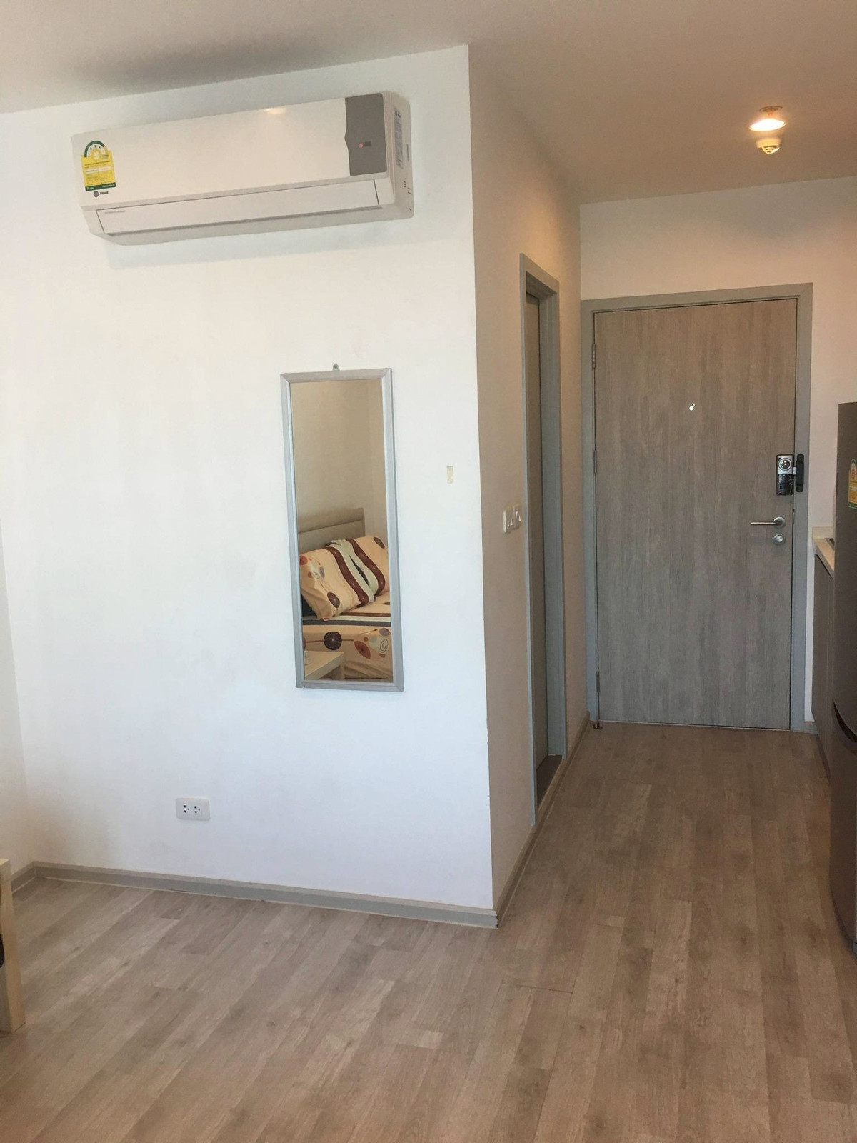 ให้เช่าคอนโดปิ่นเกล้า จรัญสนิทวงศ์ : 🔥 ให้เช่า Ideo Mobi Charan Interchange 🚆