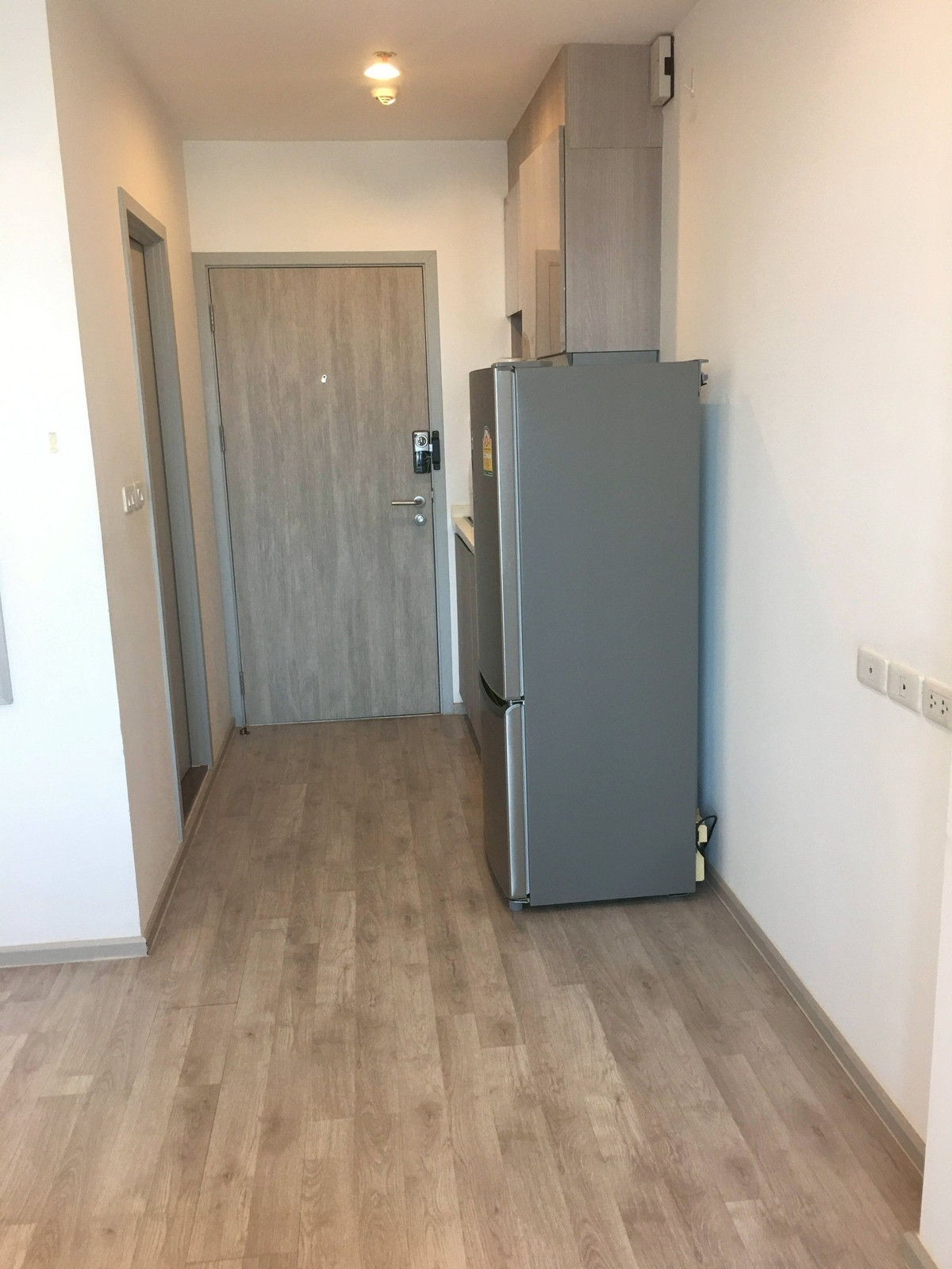 ให้เช่าคอนโดปิ่นเกล้า จรัญสนิทวงศ์ : 🔥 ให้เช่า Ideo Mobi Charan Interchange 🚆