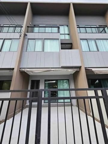 For RentTownhomeMin Buri, Romklao : For rent: 3-storey townhouse, fully furnished, ready to move in, Baan Klang Muang Rama 9 - Krungthep Kreetha project