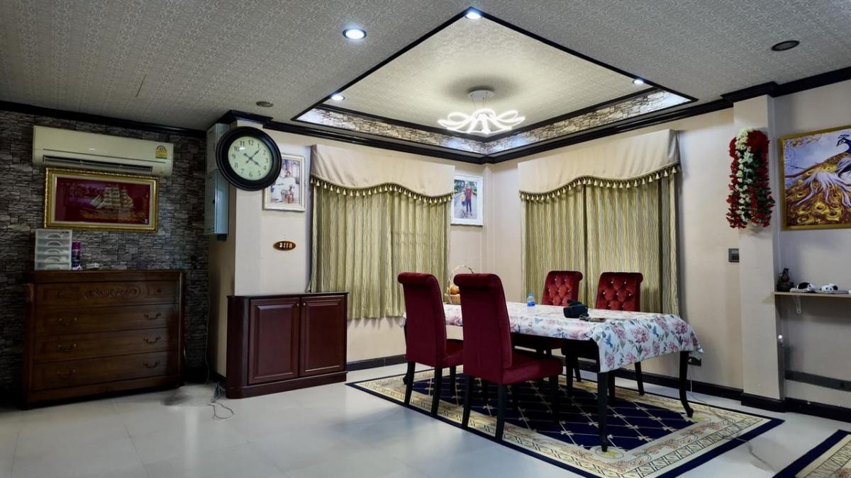 For SaleHouseRathburana, Suksawat : SALE Urgent sale, great value single house, Wararom Pracha Uthit 98, ready to move in, free furniture worth hundreds of thousands