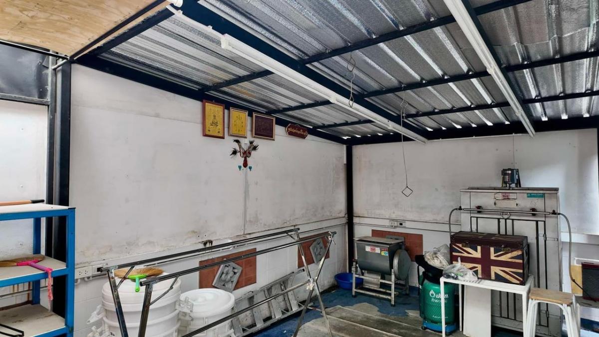 For SaleHouseRathburana, Suksawat : SALE Urgent sale, great value single house, Wararom Pracha Uthit 98, ready to move in, free furniture worth hundreds of thousands