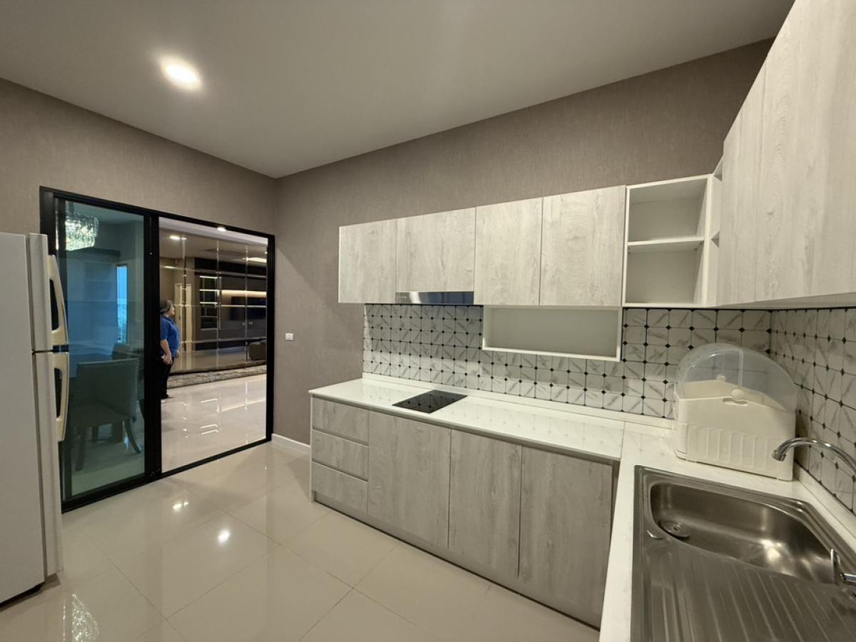 ให้เช่าบ้านลาดกระบัง สุวรรณภูมิ : ให้เช่า Hampton Rama 9 แฮมป์ตัน พระราม 9