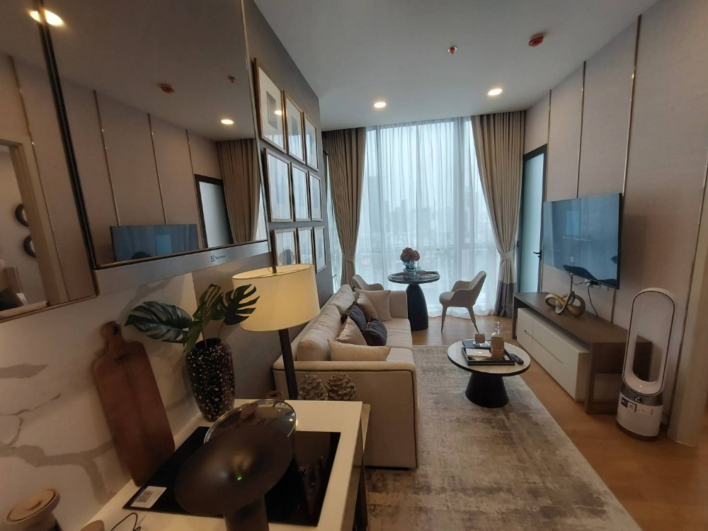 For SaleCondoRatchathewi,Phayathai : Wish Signature II Midtown Siam, a luxury condo in the heart of Ratchawithi, 5 minutes walk to Siam Paragon, can use BTS Ratchawithi, starting at 6.99 million baht*